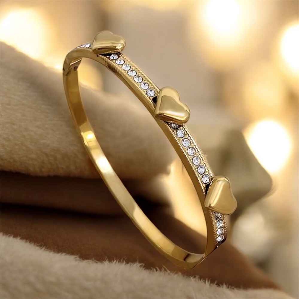 ◾️18K Gold Plated Love Zircon Bangle
